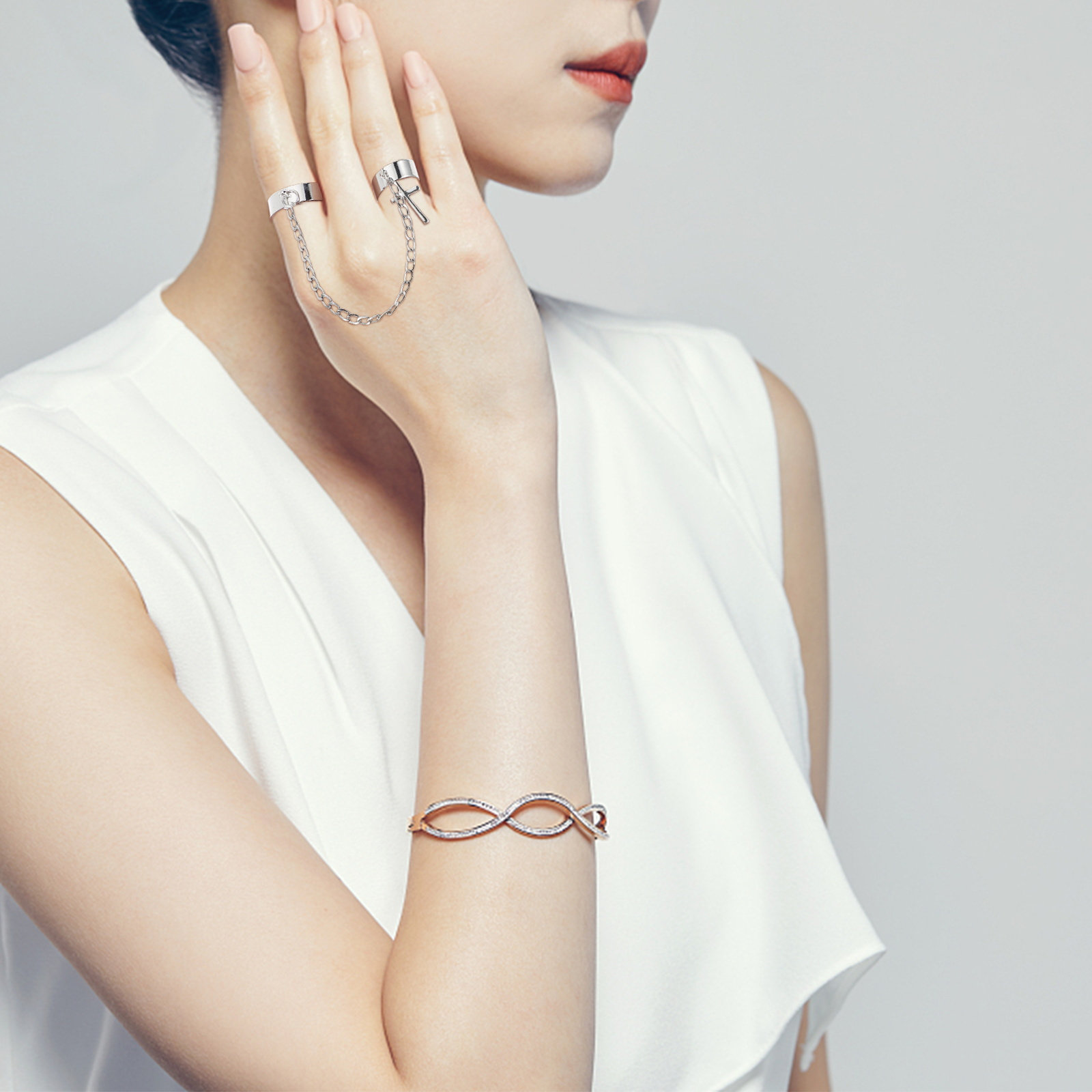 ヴィンテージゴシック風クロスデザインの指輪セット。パンク風チ - Vintage Punk Knuckle Rings Set のレビューと価格