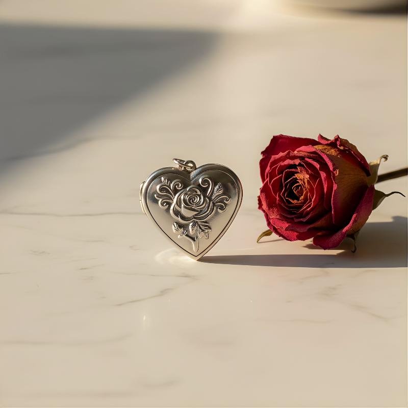 ゴシックヴィンテージハートネックレス女性用彫刻ロケット中空フ - Heart Locket Necklace Photo のレビューと価格